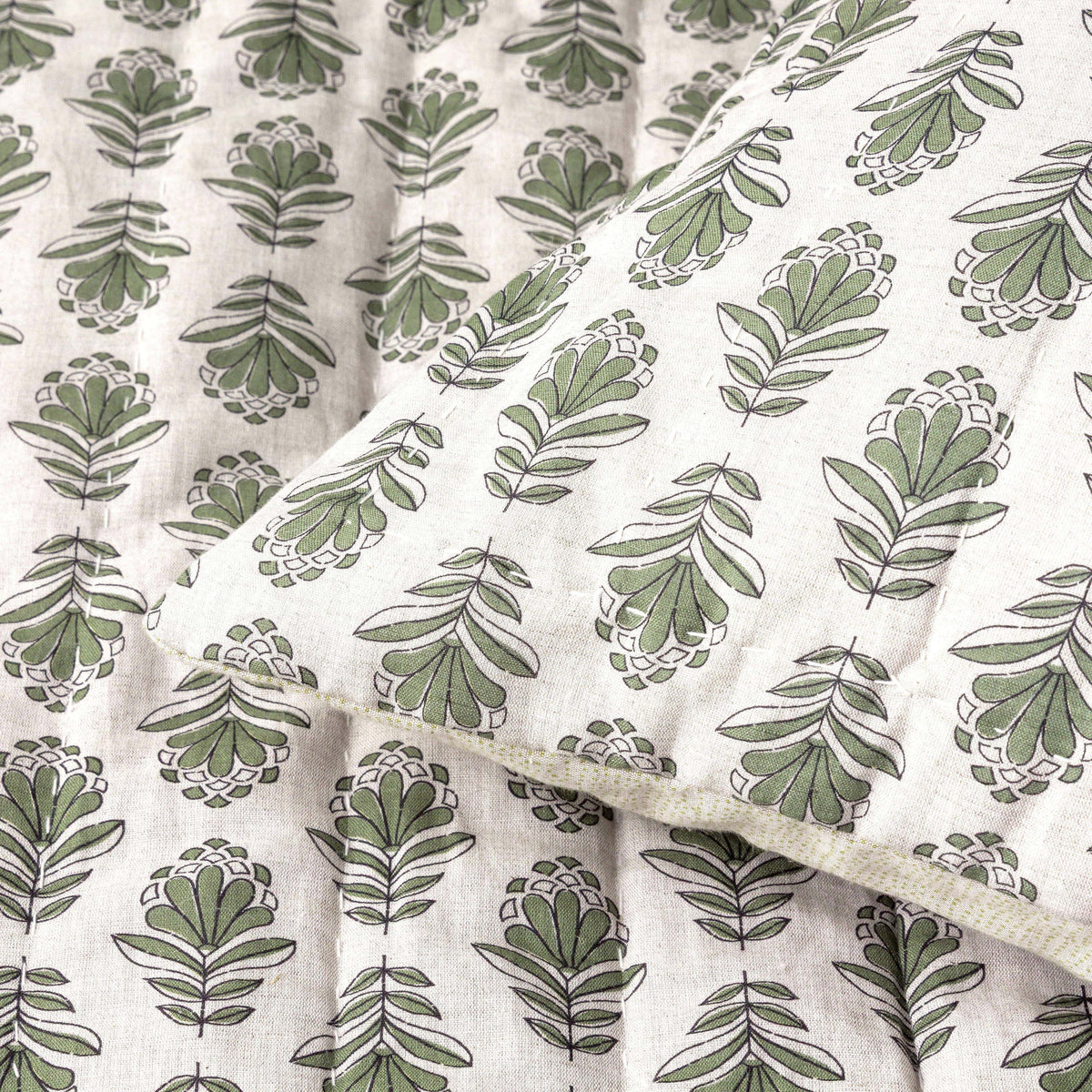 Co.House Designs SHOP Charlie Block Print Quilt, Twin