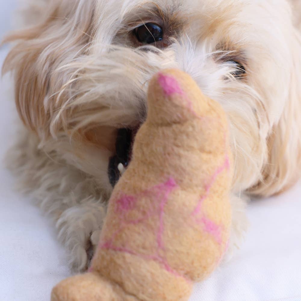 MODERNBEAST Pet Croissant Dog Toy