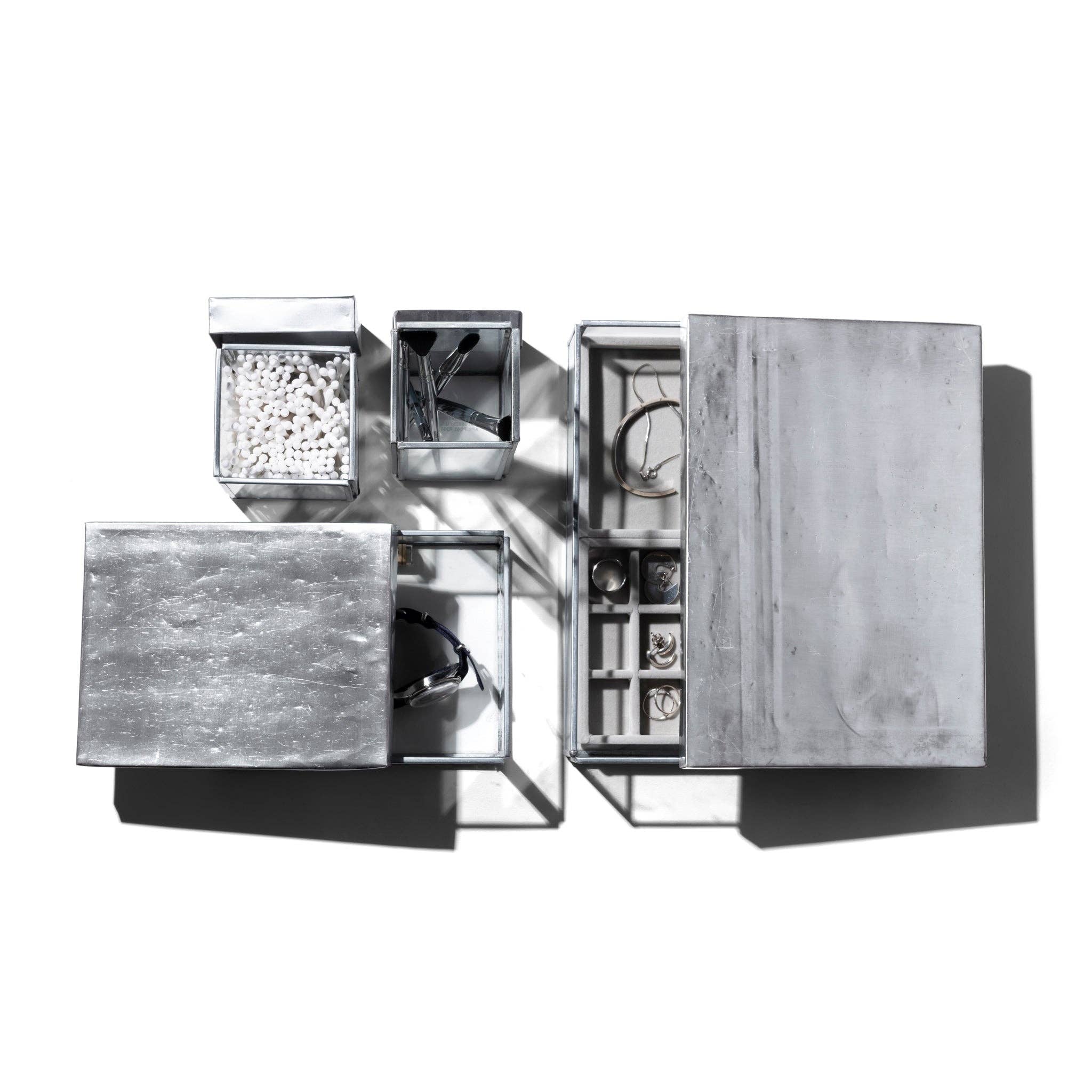 Puebco GLASS BOX W/RECYCLE STEEL LID - Pen Stand