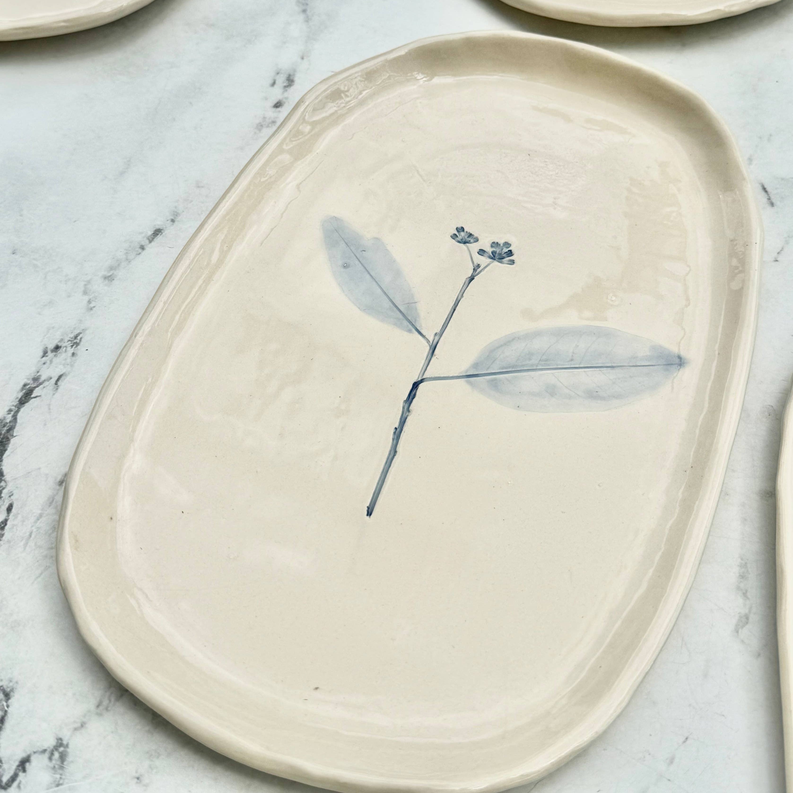 Villa Lua Home Hand-Painted Floral Tray, Blue