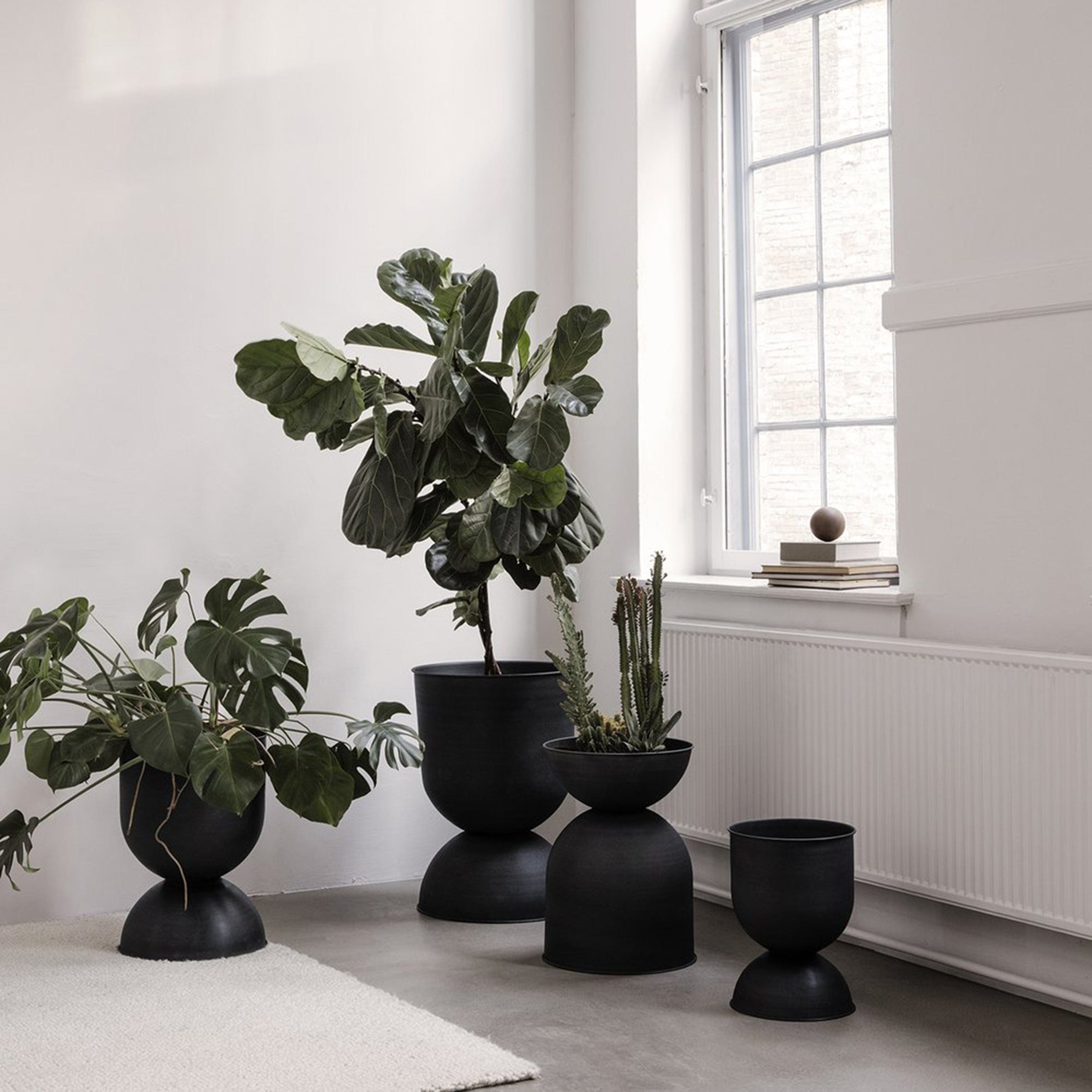Ferm Living Garden Hourglass Pot, Large