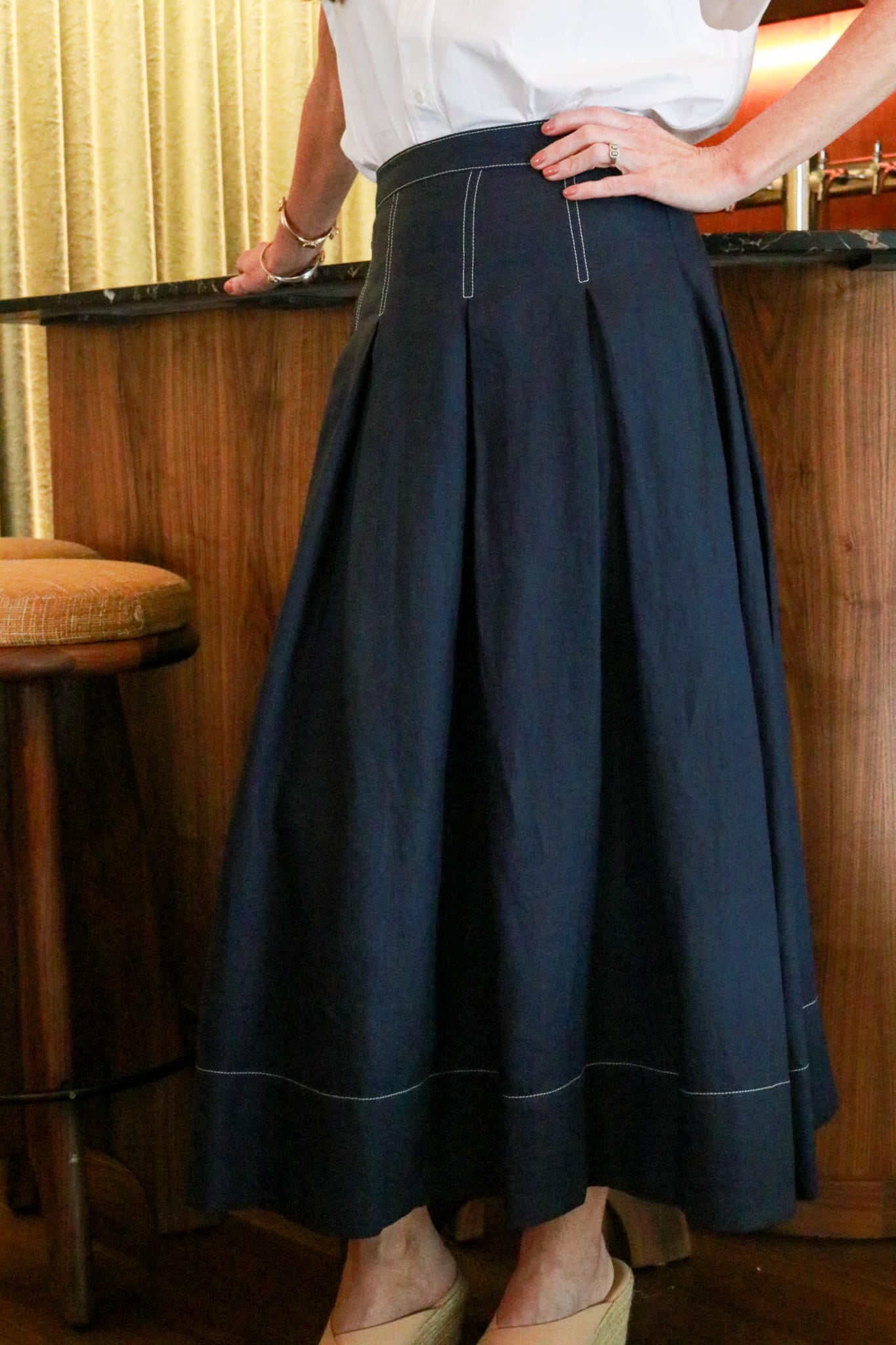 Studio D'aaRI SHOP Navy 4-Tucks Flare Skirt