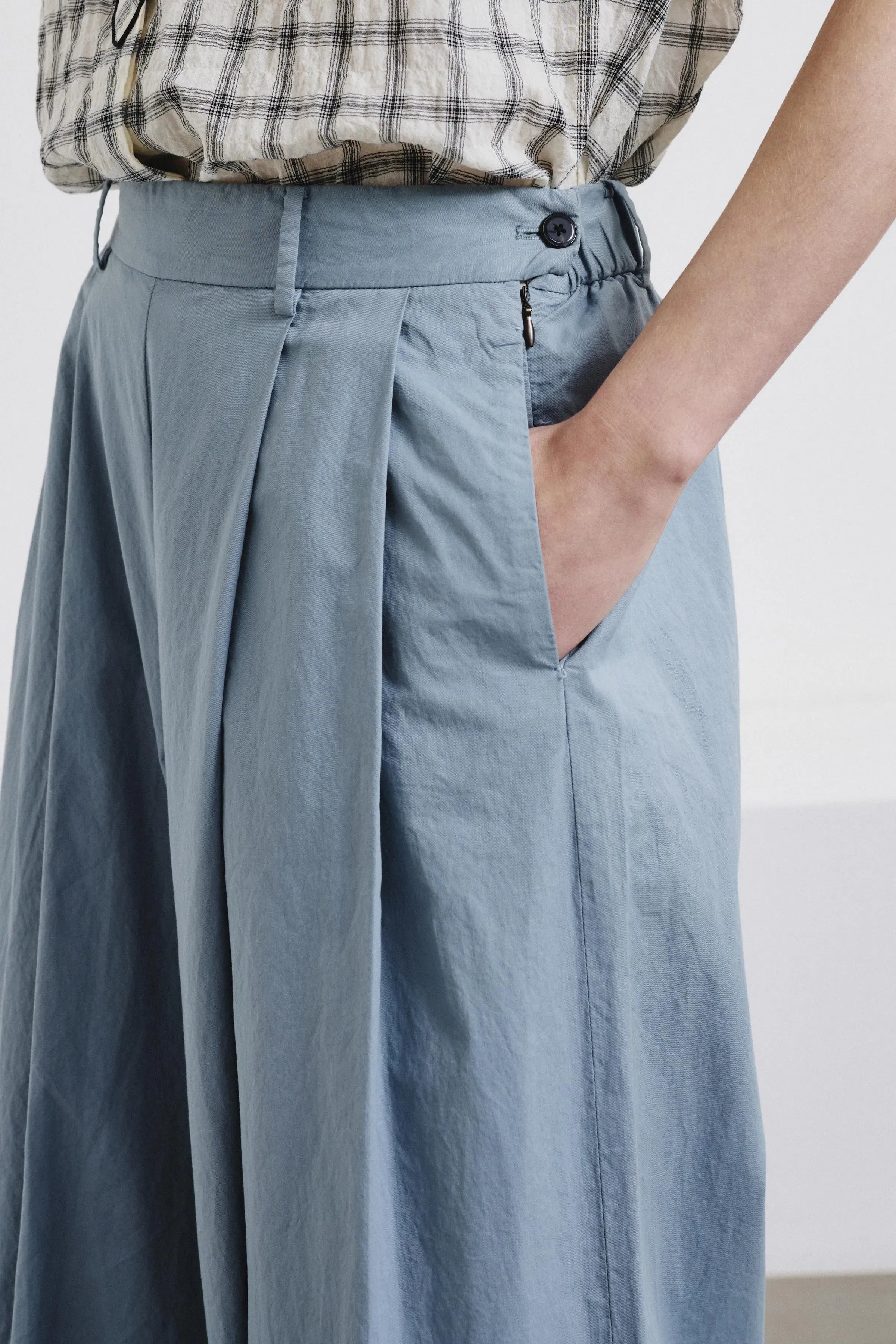 Pomandère SHOP Pleated Trousers