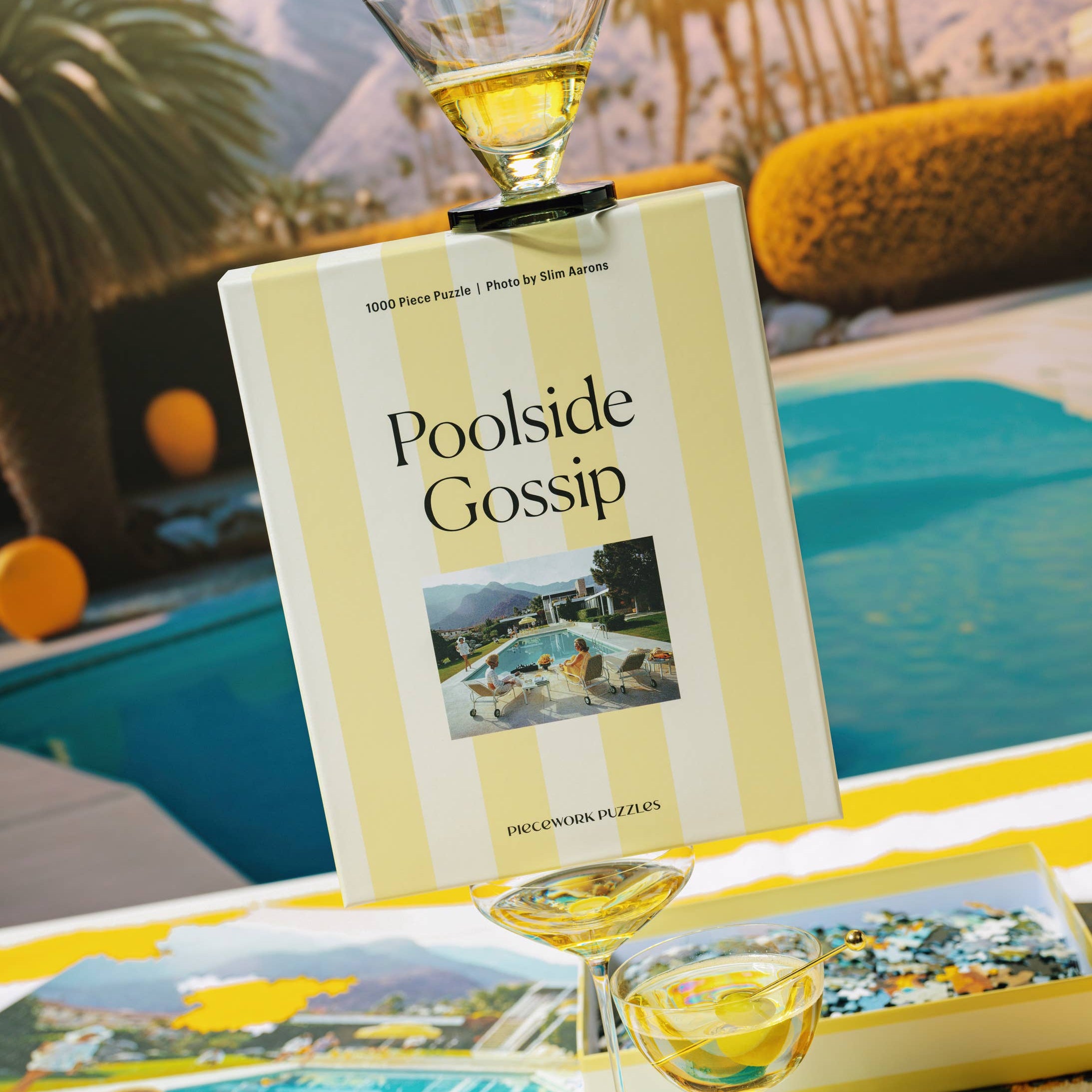 Piecework SHOP Poolside Gossip Puzzle, 1000 Pieces