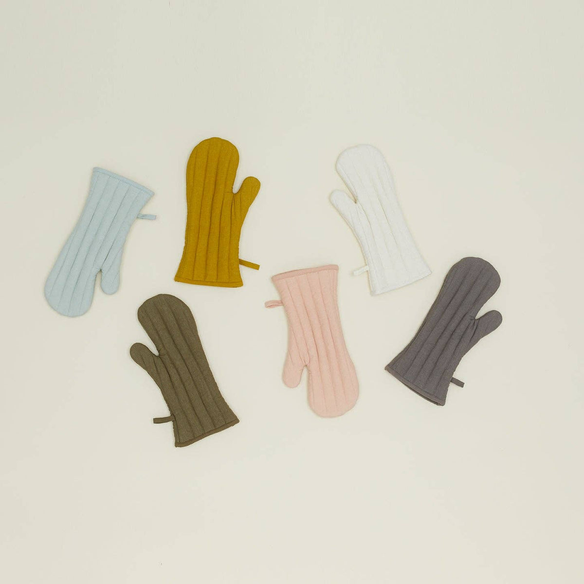 Hawkins New York SHOP Simple Linen Oven Mitts