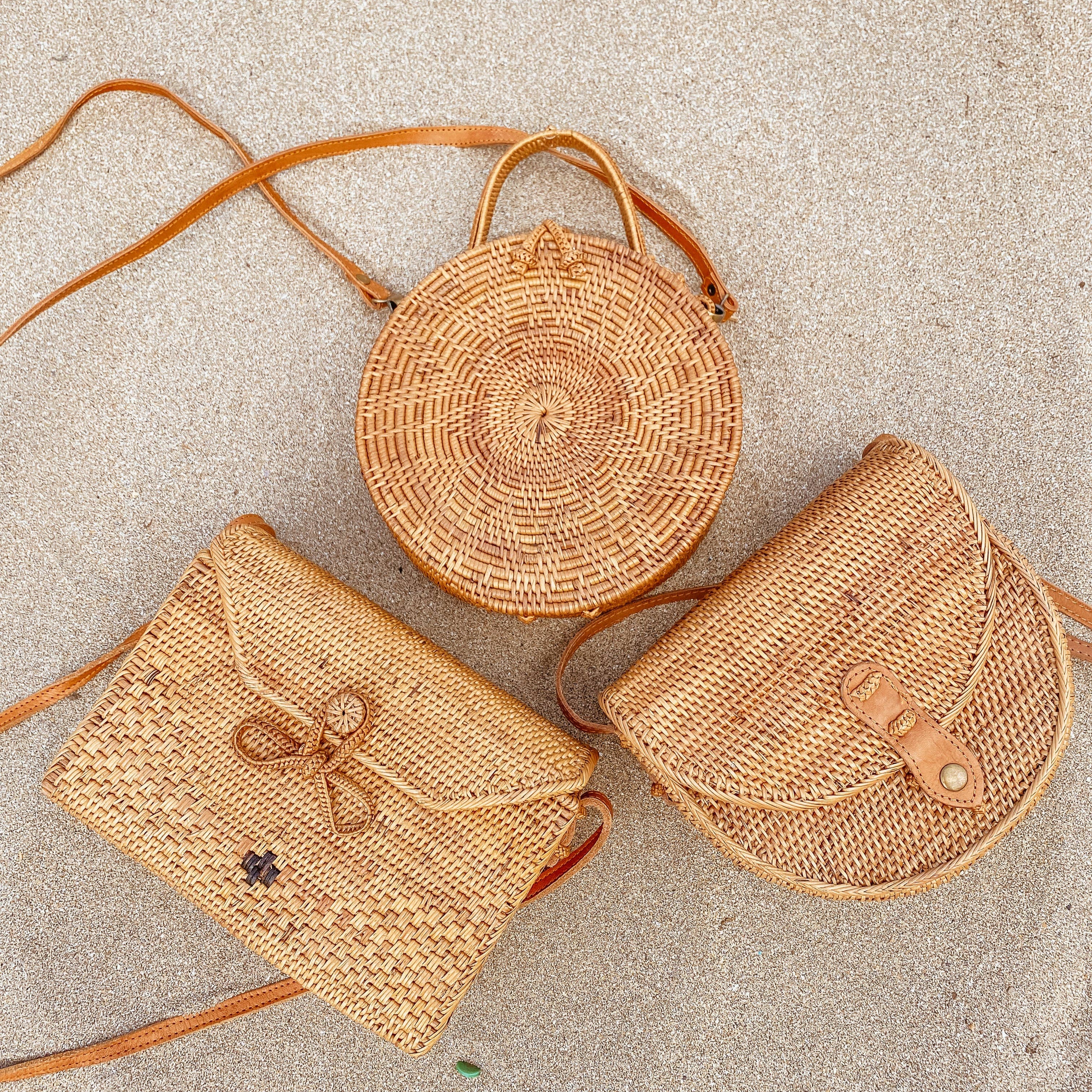 The Artisan and Company The Artisan and Company - Rattan Saddle Crossbody Bali Bag