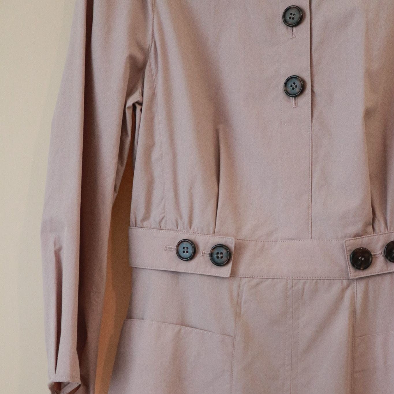 Tripleroot SHOP Two-Tuck Sleeved Dress