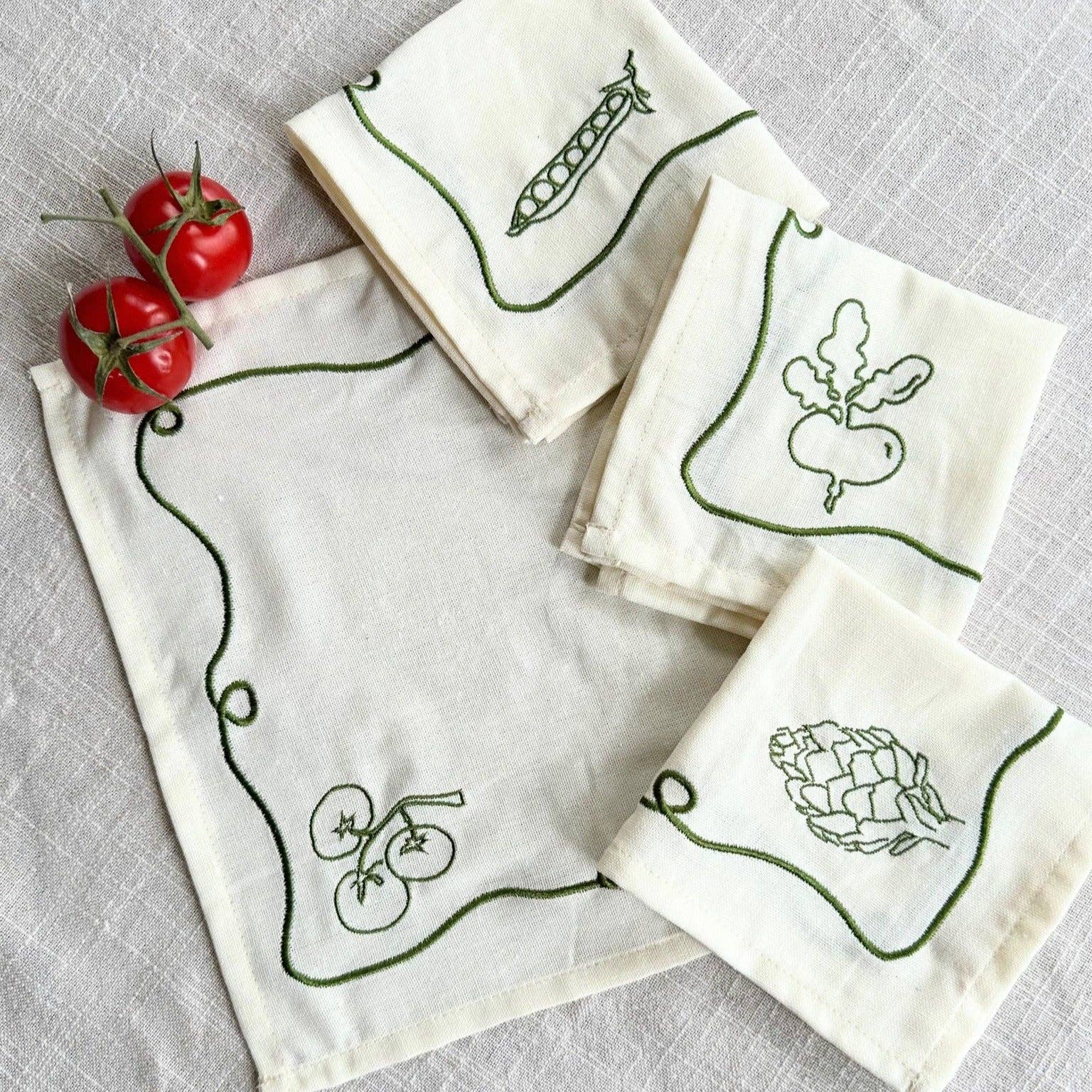 2DA Cloth Napkins Veggie Embroidered Cocktail Napkin Set