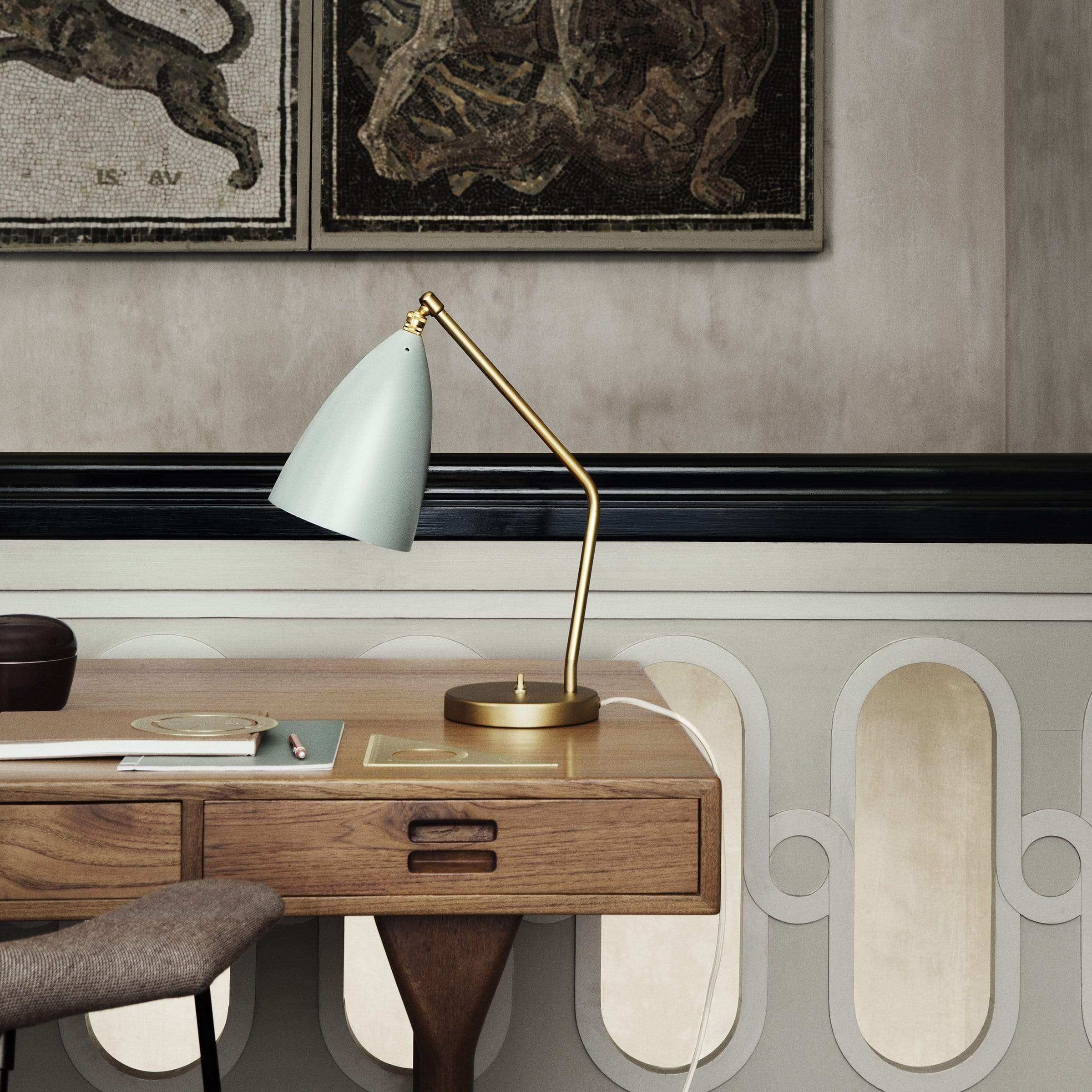 Gubi Lighting Gräshoppa Table Lamp