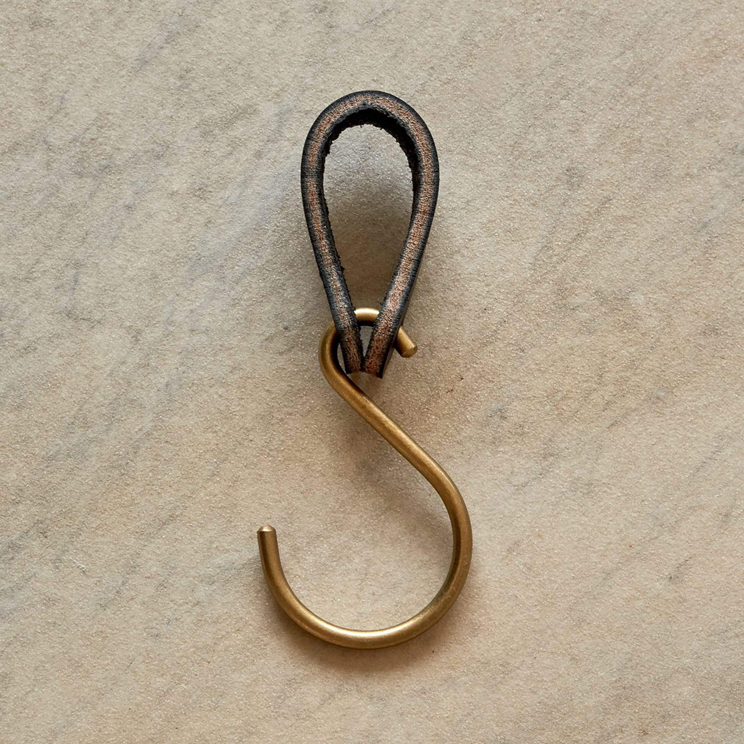 Lostine Hardware Ludlow Leather Hooks