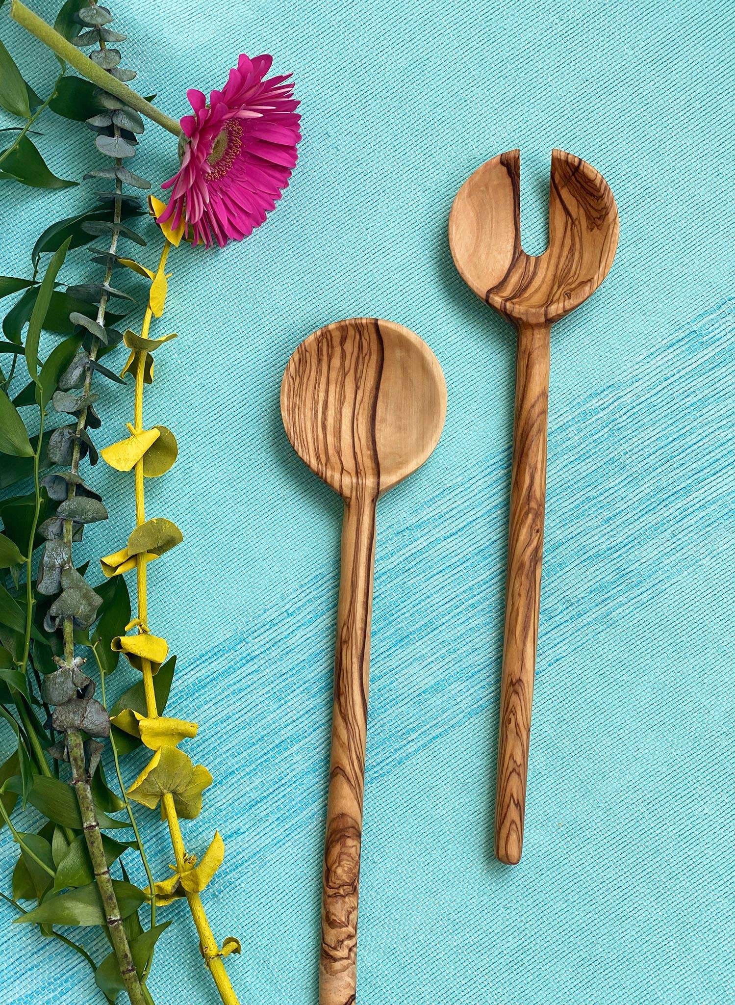 Scents and Feel Olive Wood Demi Lune Salad Serving Set 12"