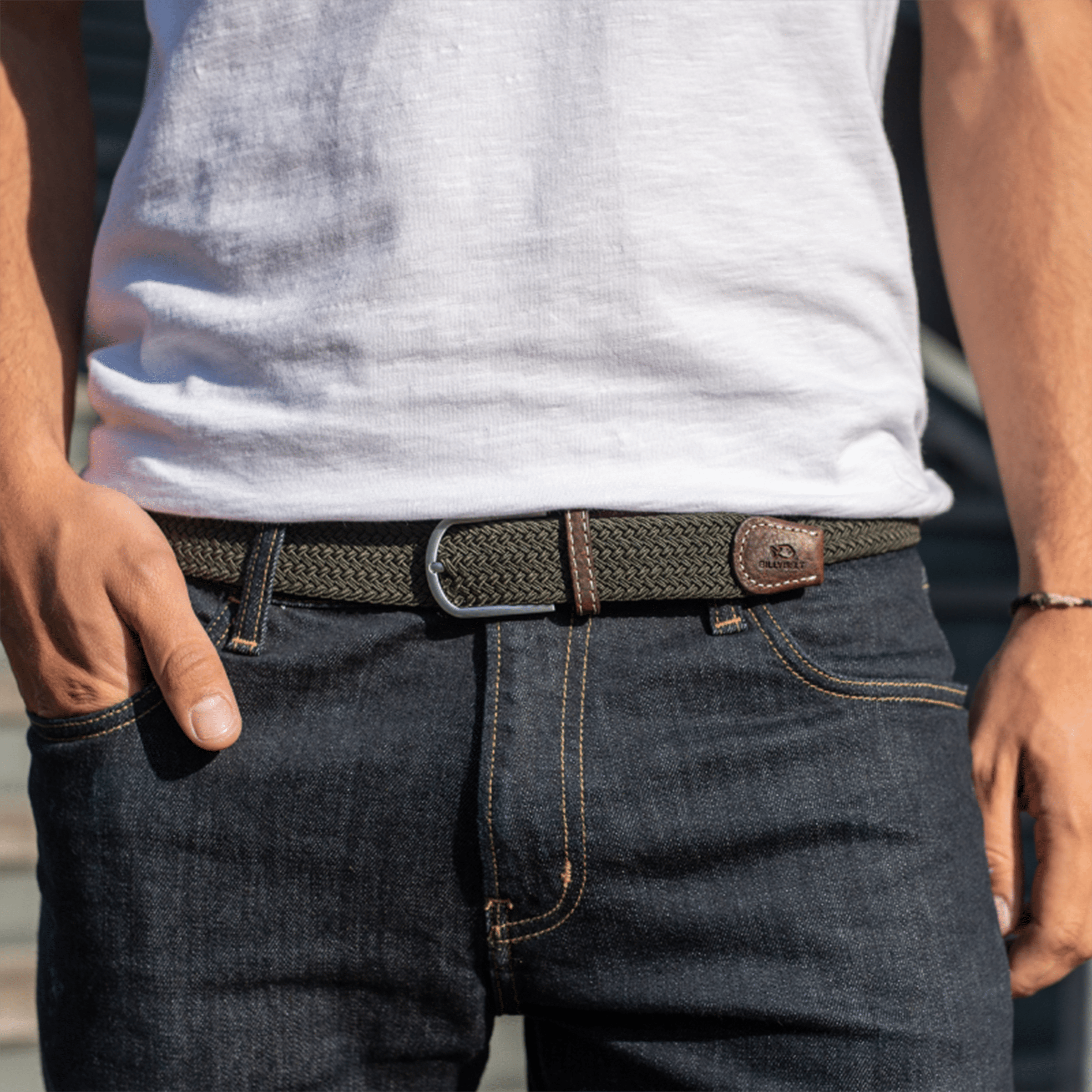 Elastic woven belt