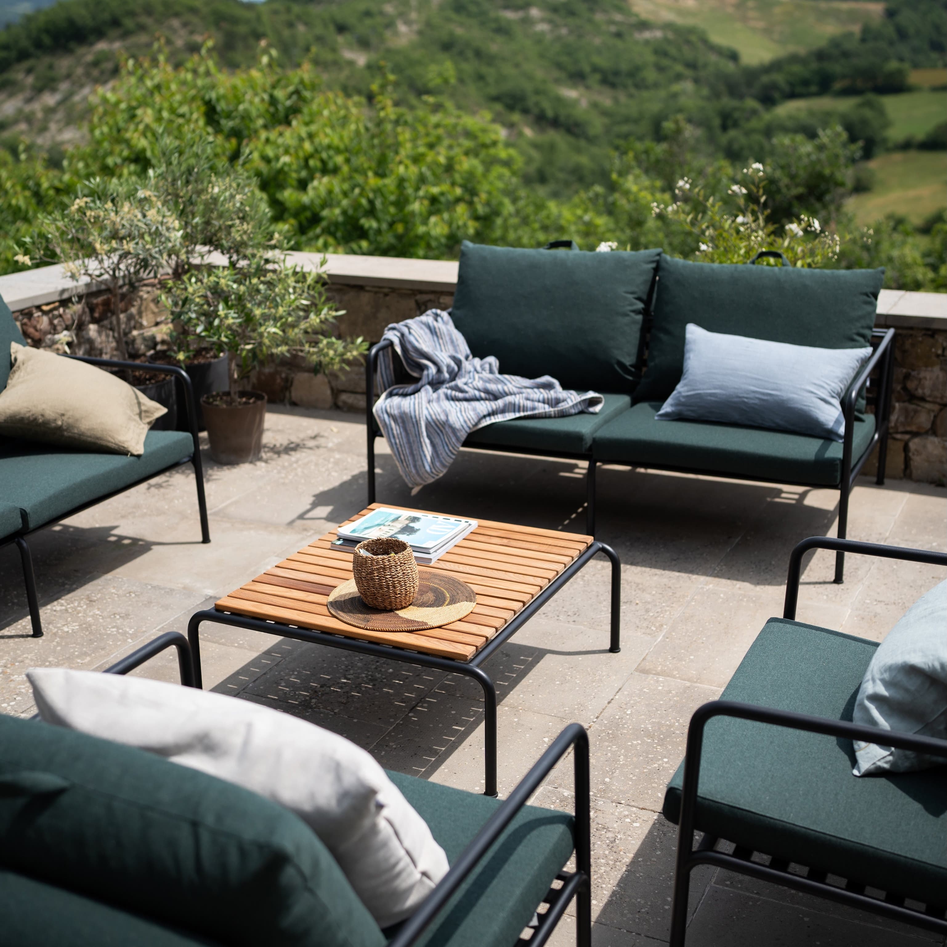 HOUE SHOP Avon Outdoor Lounge Sofa