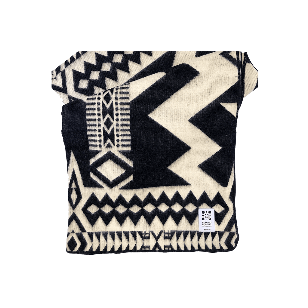 Beyond Borders Collective Bedding Natural/Black Awa Blanket