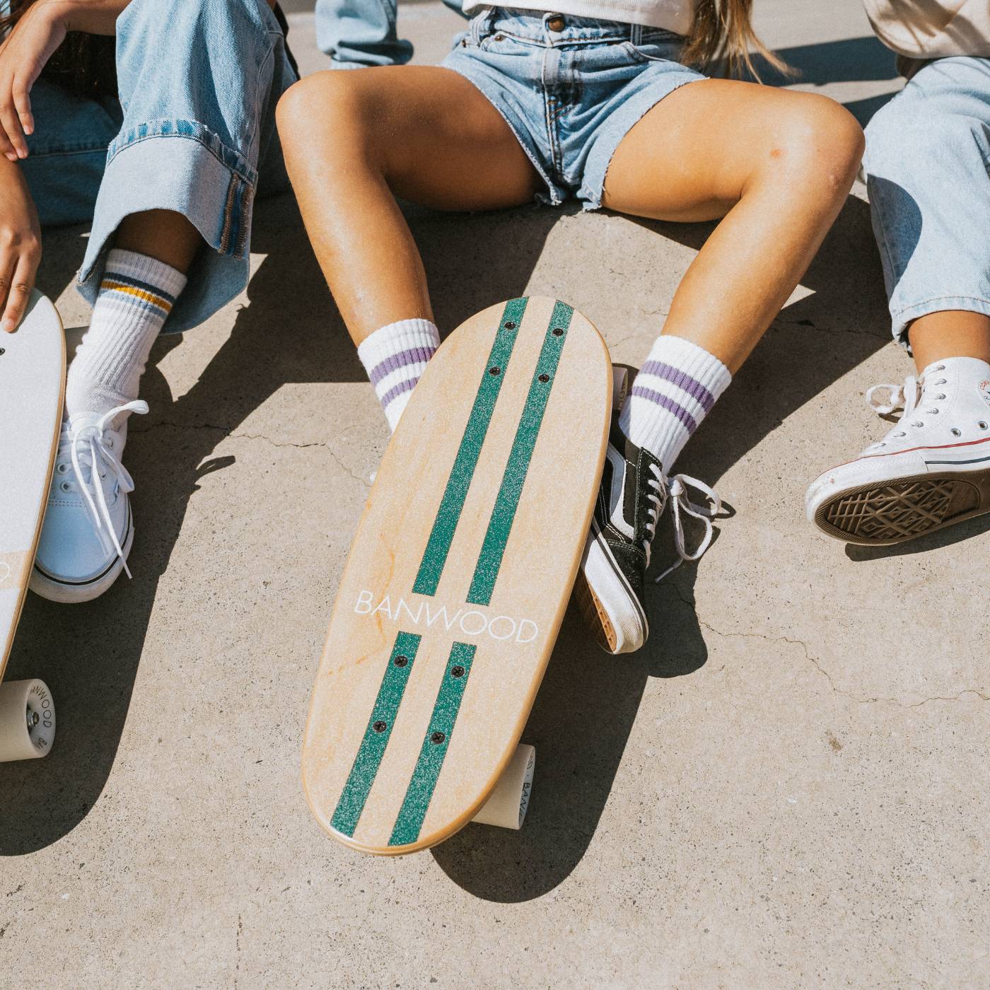Banwood Inc SHOP Child's Vintage Skateboard, Green