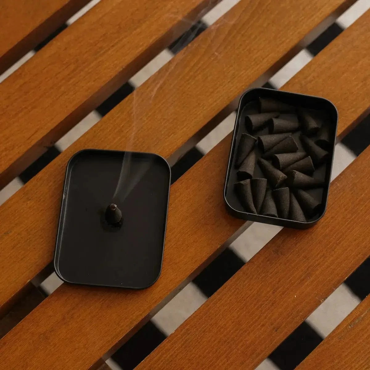 dilo dilo - Palo Santo Incense Cones - dilo elsewhere Collection