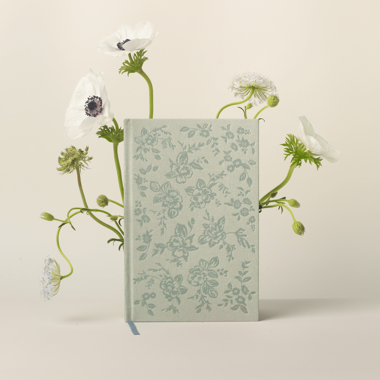 Flowerie SHOP Embossed Green Floral Sketchbook
