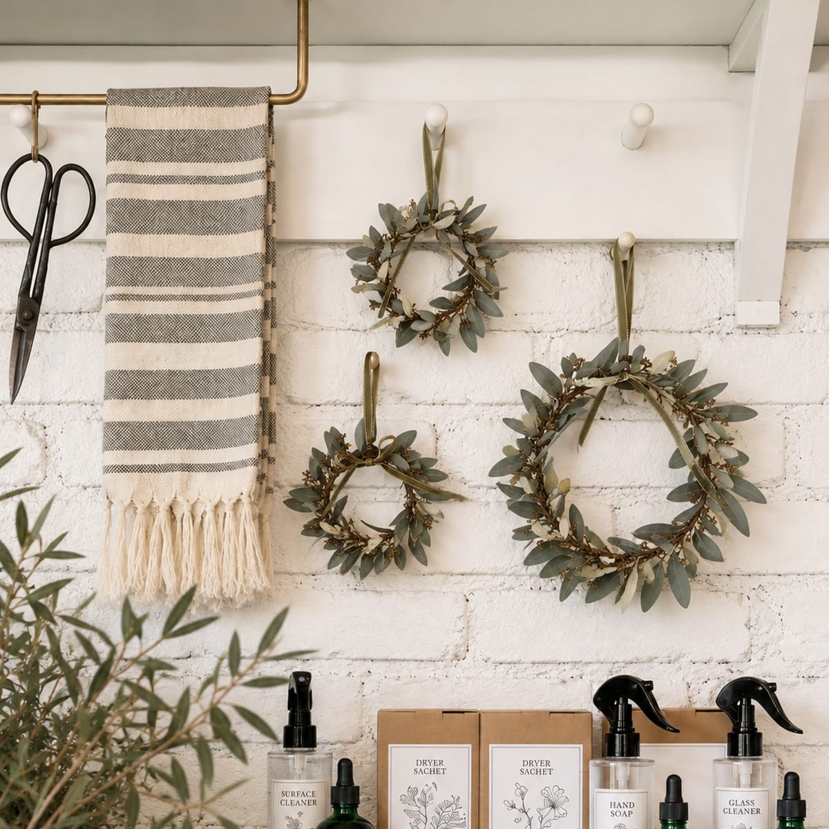 Napa Home & Garden SHOP Eucalyptus Wreaths