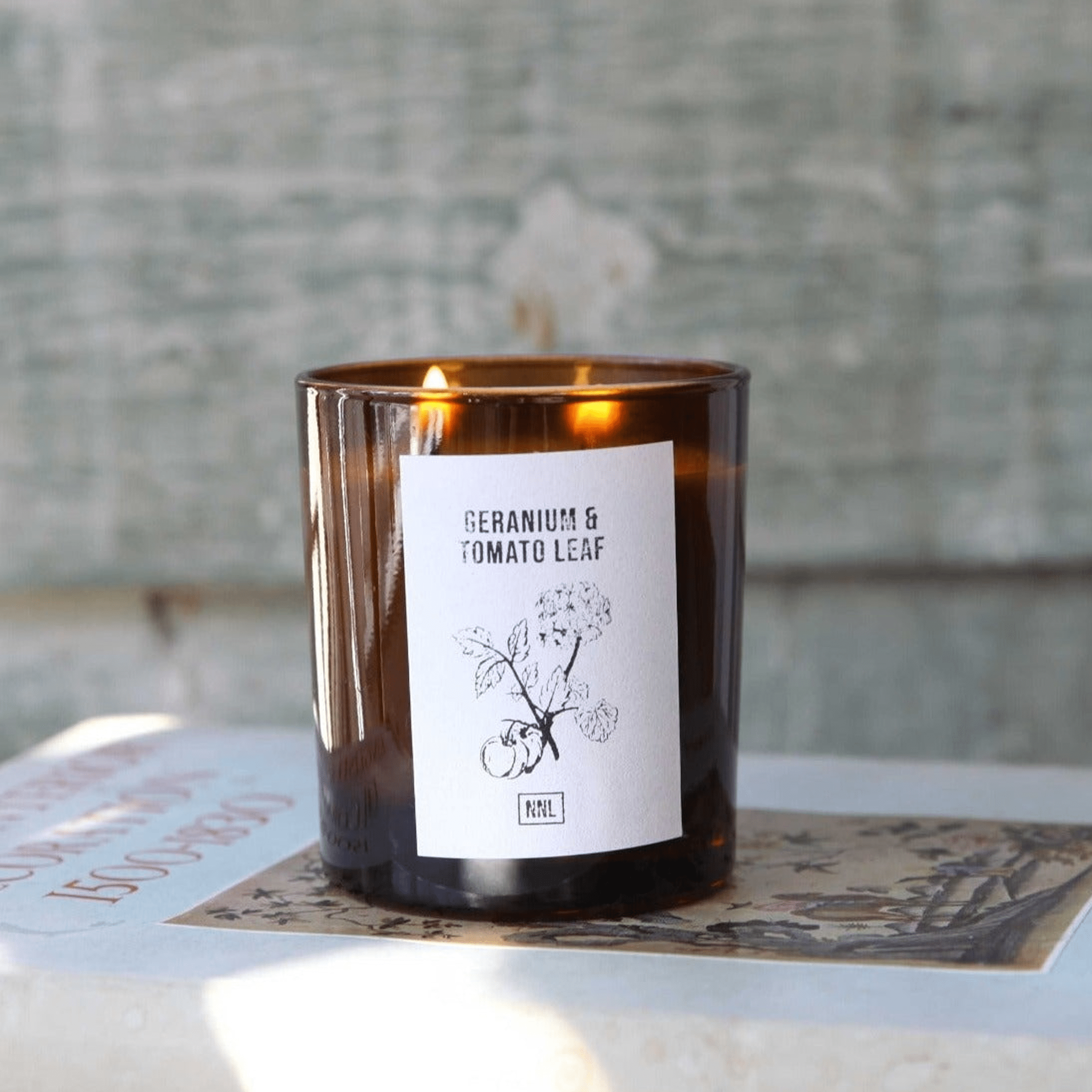 Norfolk Natural Living Geranium & Tomato Leaf Candle