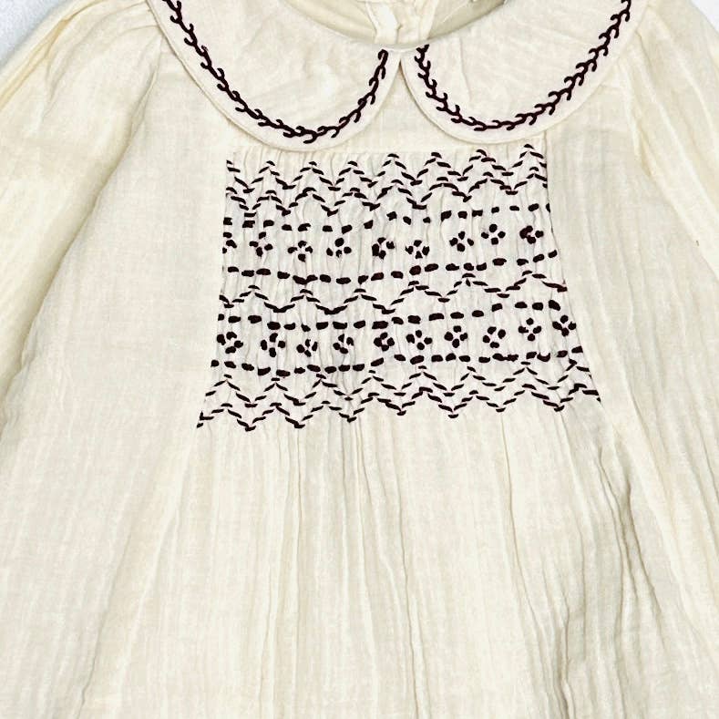 Viverano Organics Hand Smocked Crinkled Muslin Baby Dress (Organic): Sweet Cream / 3-6M