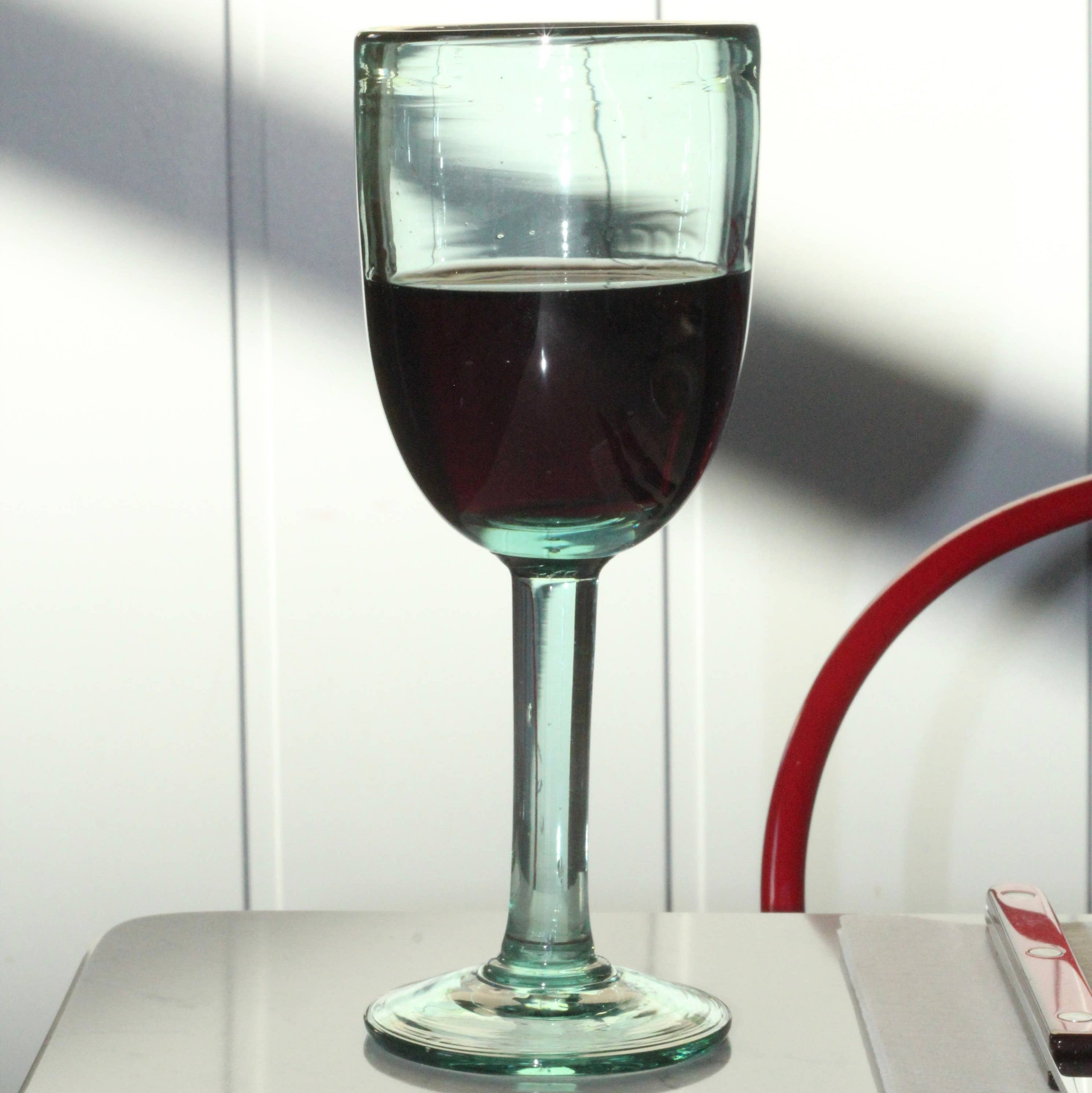 Magda Made SHOP Handblown Wine Glass