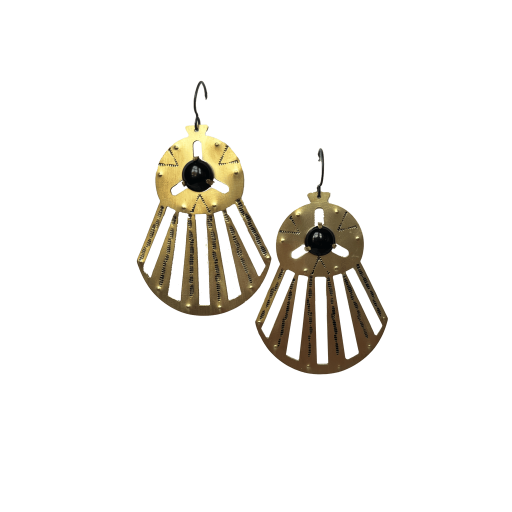 LUNASOL Jewelry Black Oynx Horizon Dangle Earrings