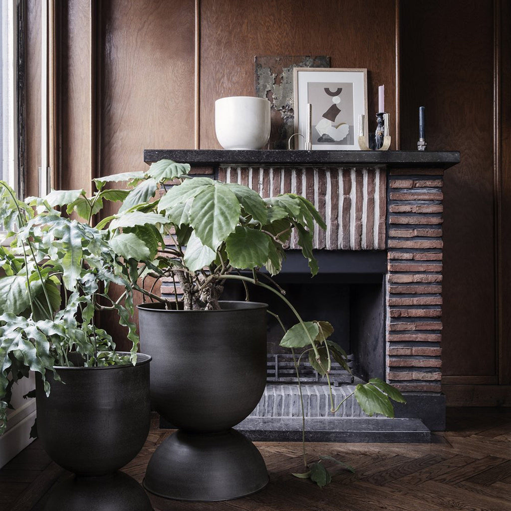 Ferm Living Garden Hourglass Pot, Medium