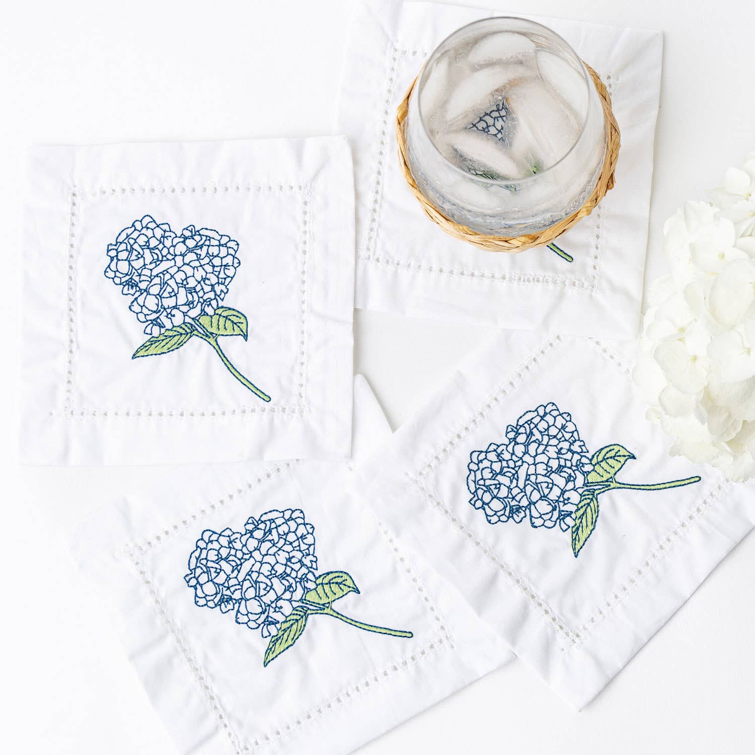 8 Oak Lane Cloth Napkins Hydrangea Embroidered Cotton Cocktail Napkin Set of 4