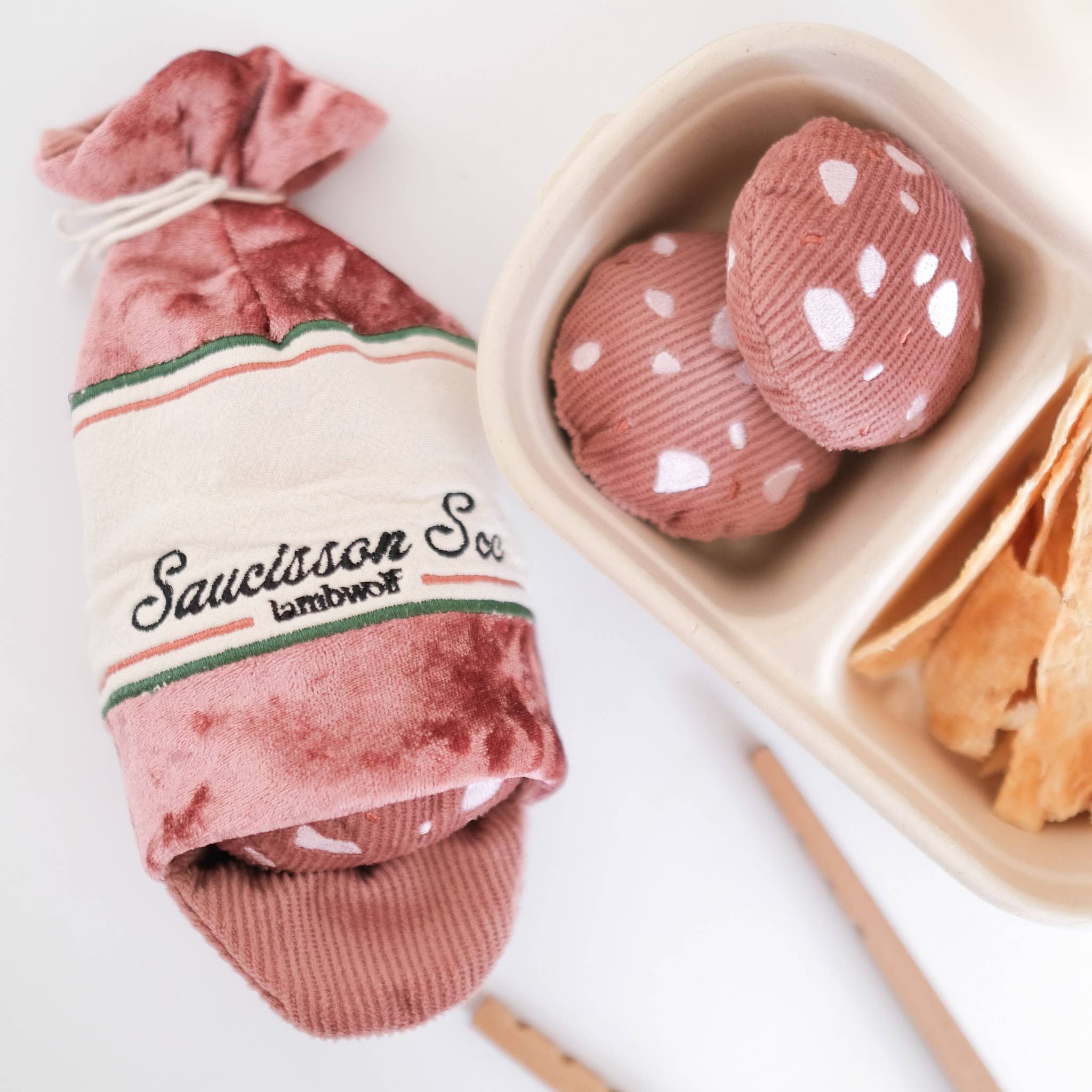 Lambwolf Collective Lambwolf Collective - SAUCISSON SEC//ENRICHMENT DOG TOY