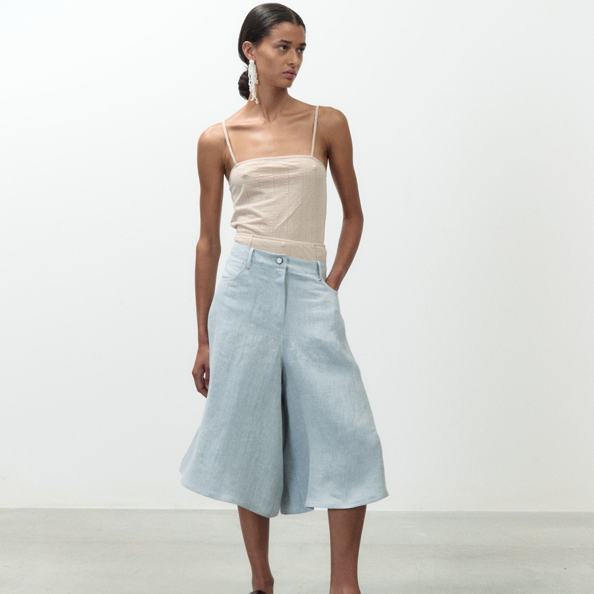 Alysi Clothing Linen Bermuda Shorts
