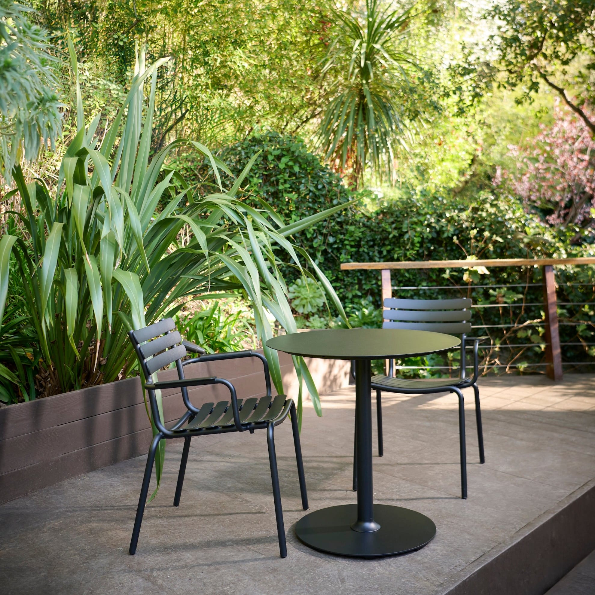 HOUE SHOP Pico Cafe Table