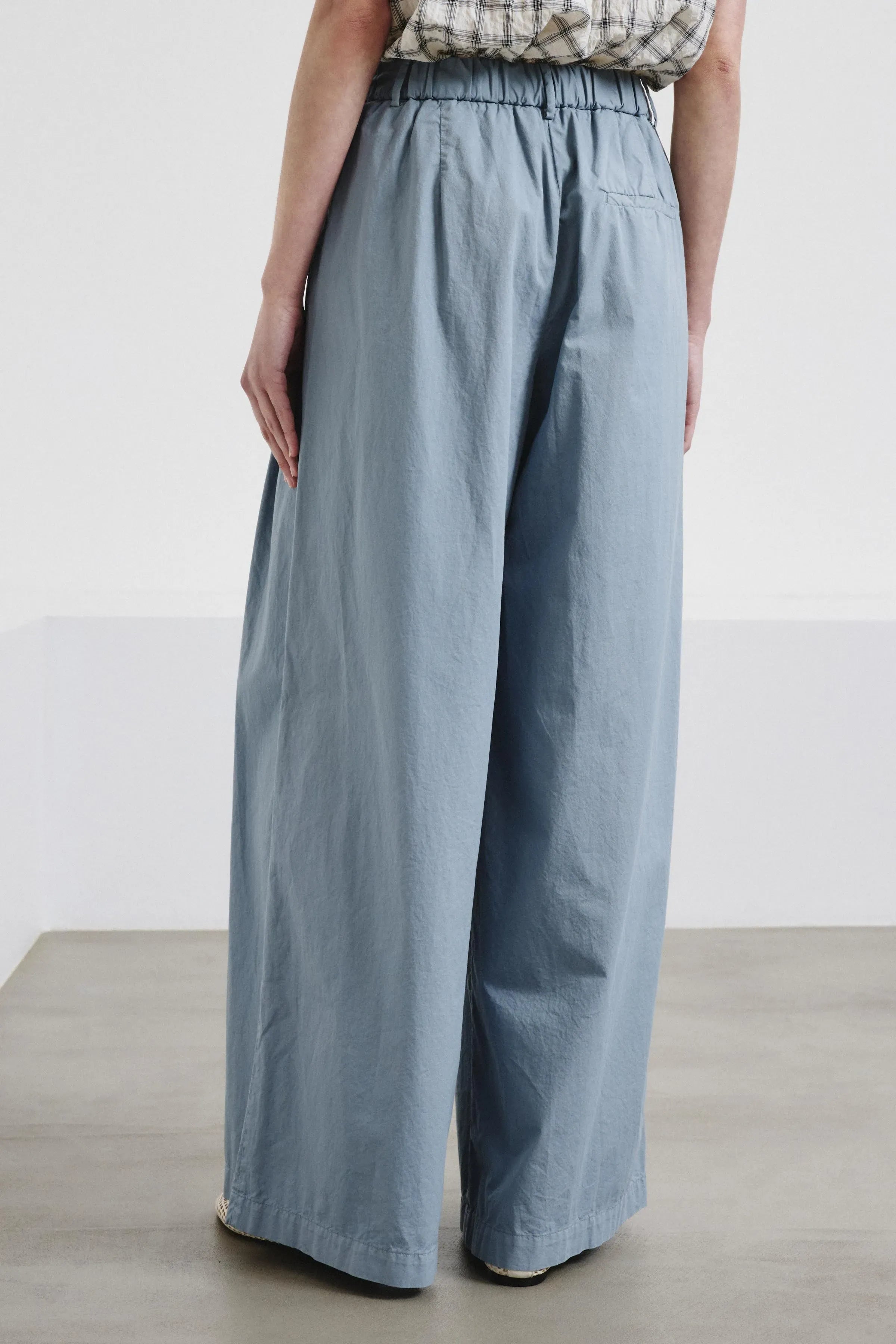 Pomandère SHOP Pleated Trousers