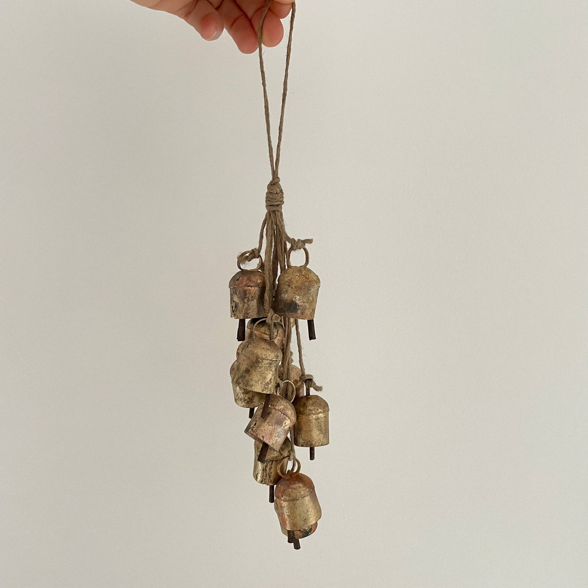 fort & field SHOP Rustic Cow Bell Cluster