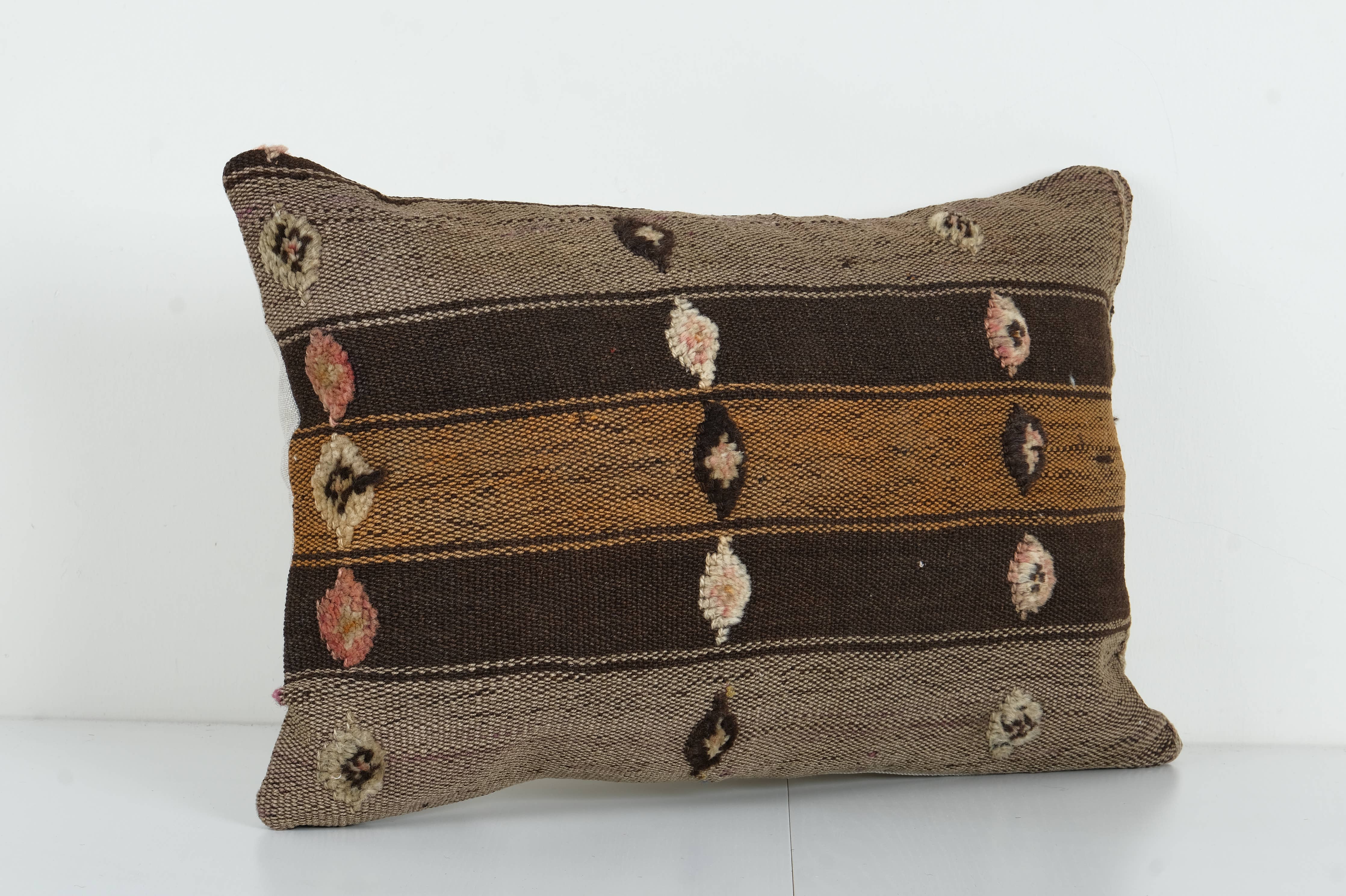 Vintage Pillows Store Vintage Pillows Store - Turkish Kilim Pillow 16'' x 24''