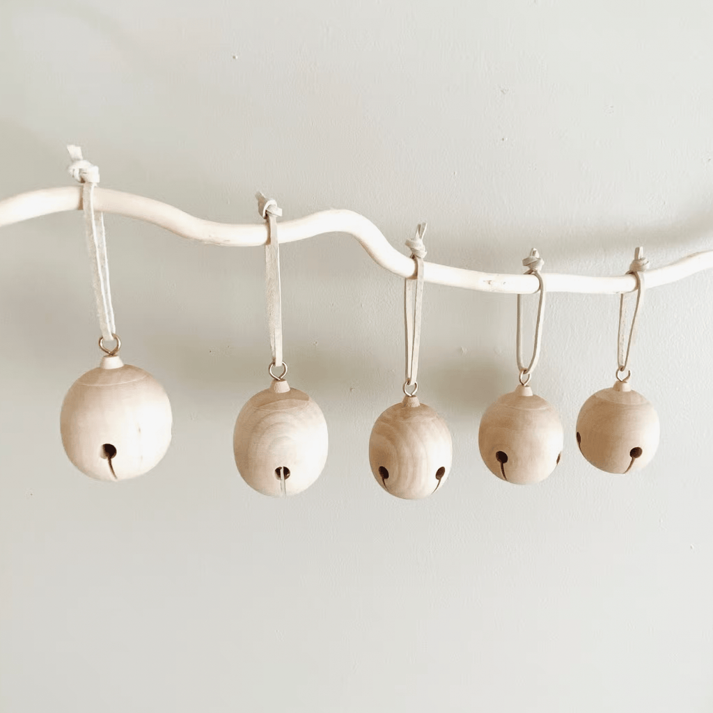 Andnest Wooden Jingle Bell Ornament