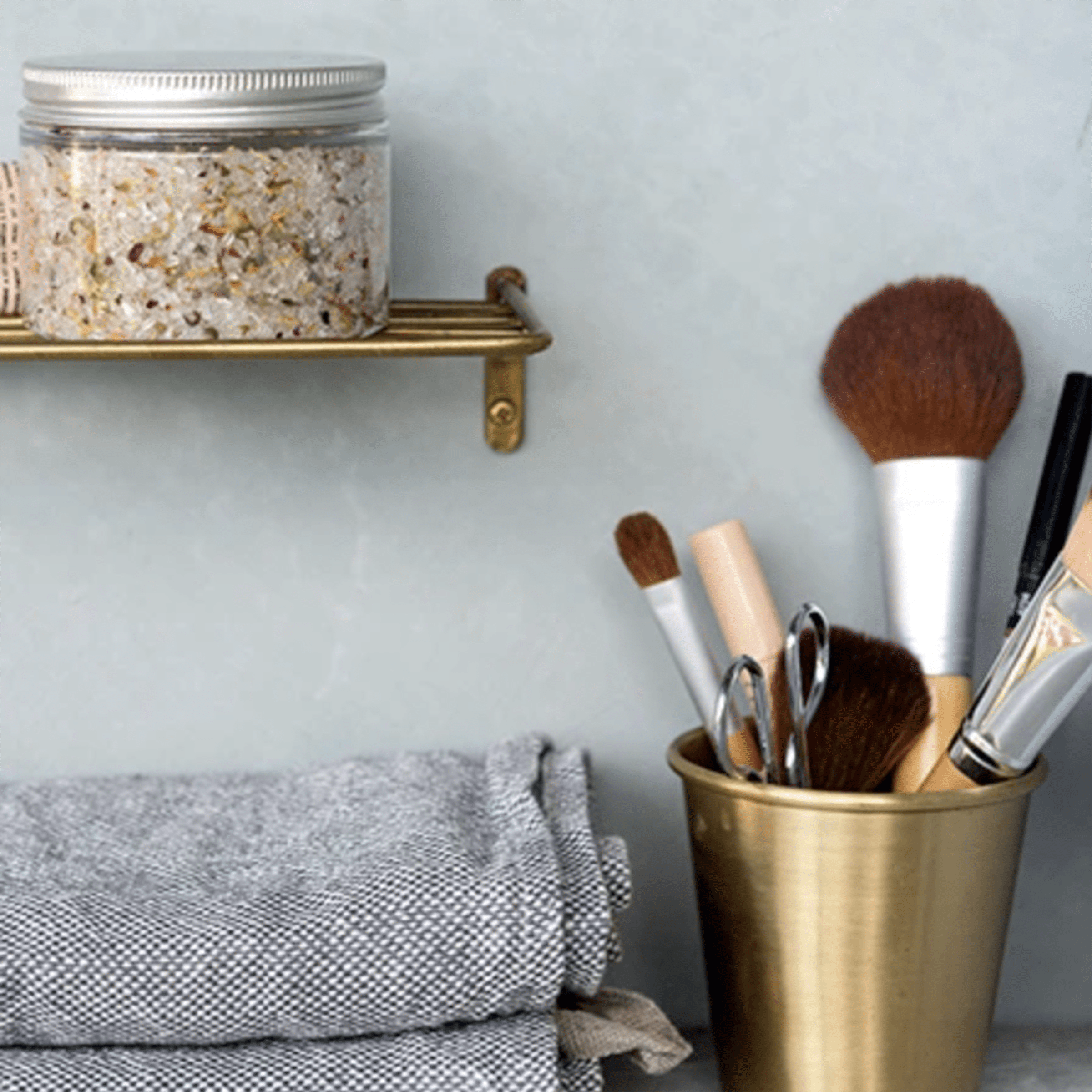 Fog Linen Work Hardware Brass Wire Shelf