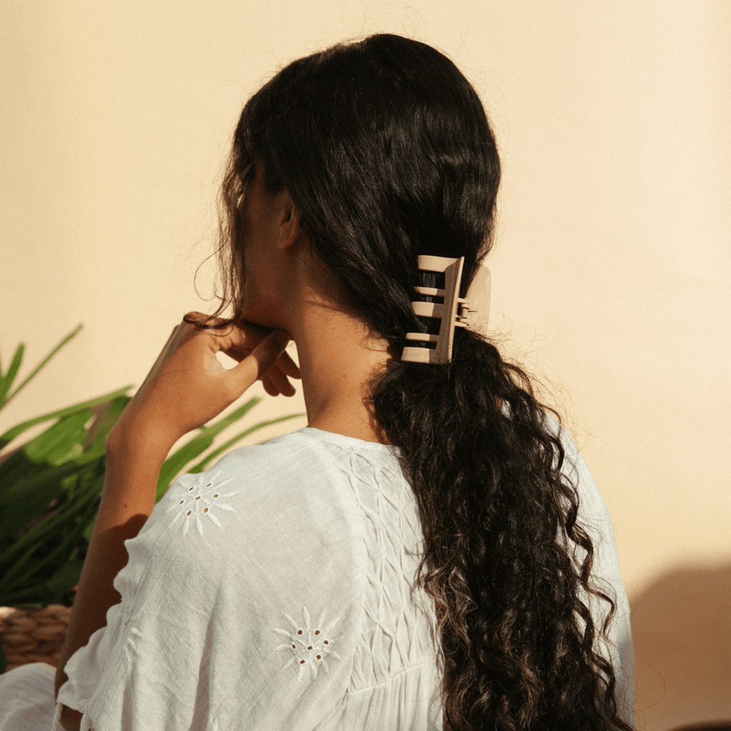 NAT + NOOR Accessory Coco Hair Claw Set