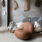 Gubi Lighting Gräshoppa Floor Lamp