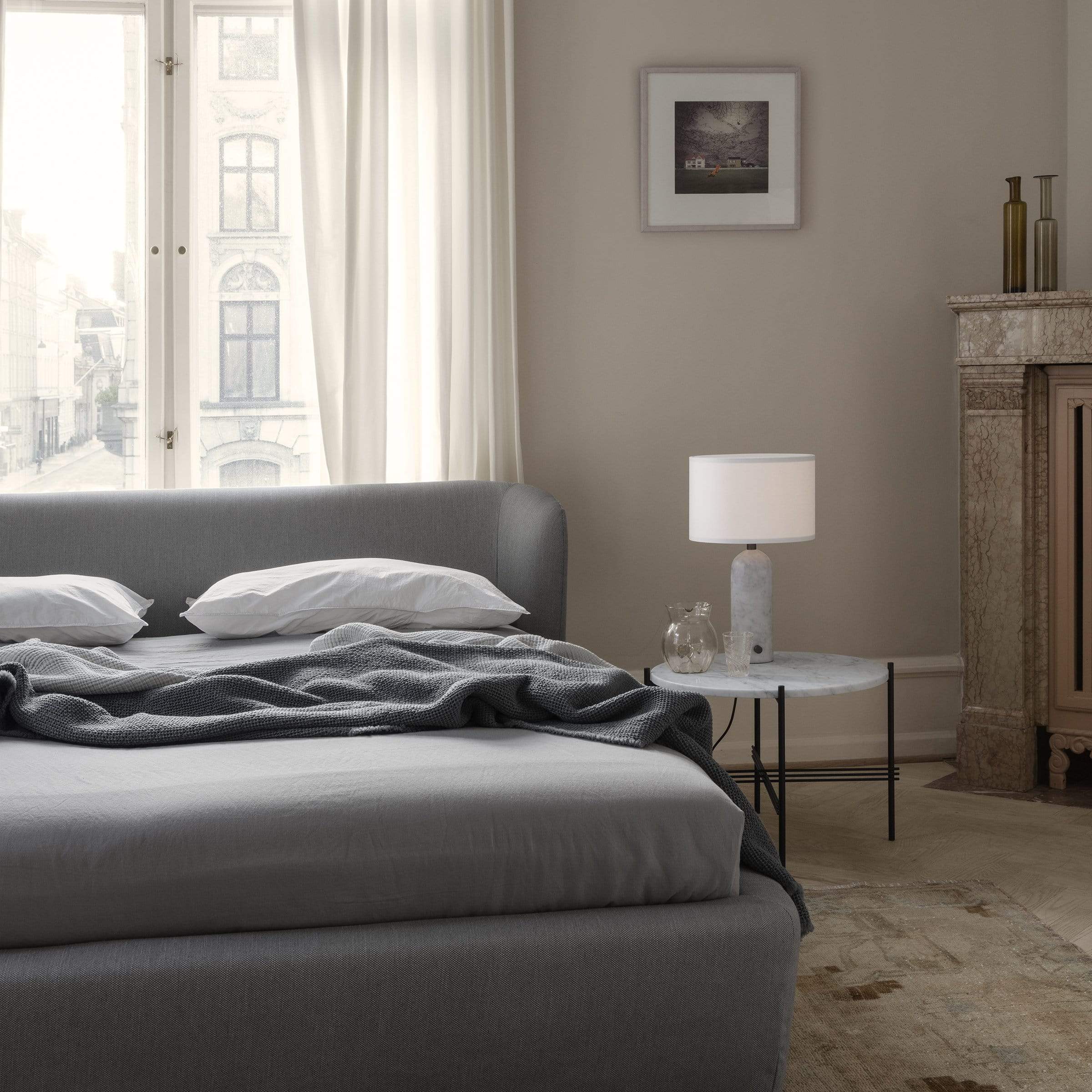 Gubi Lighting Gravity Table Lamp, Small