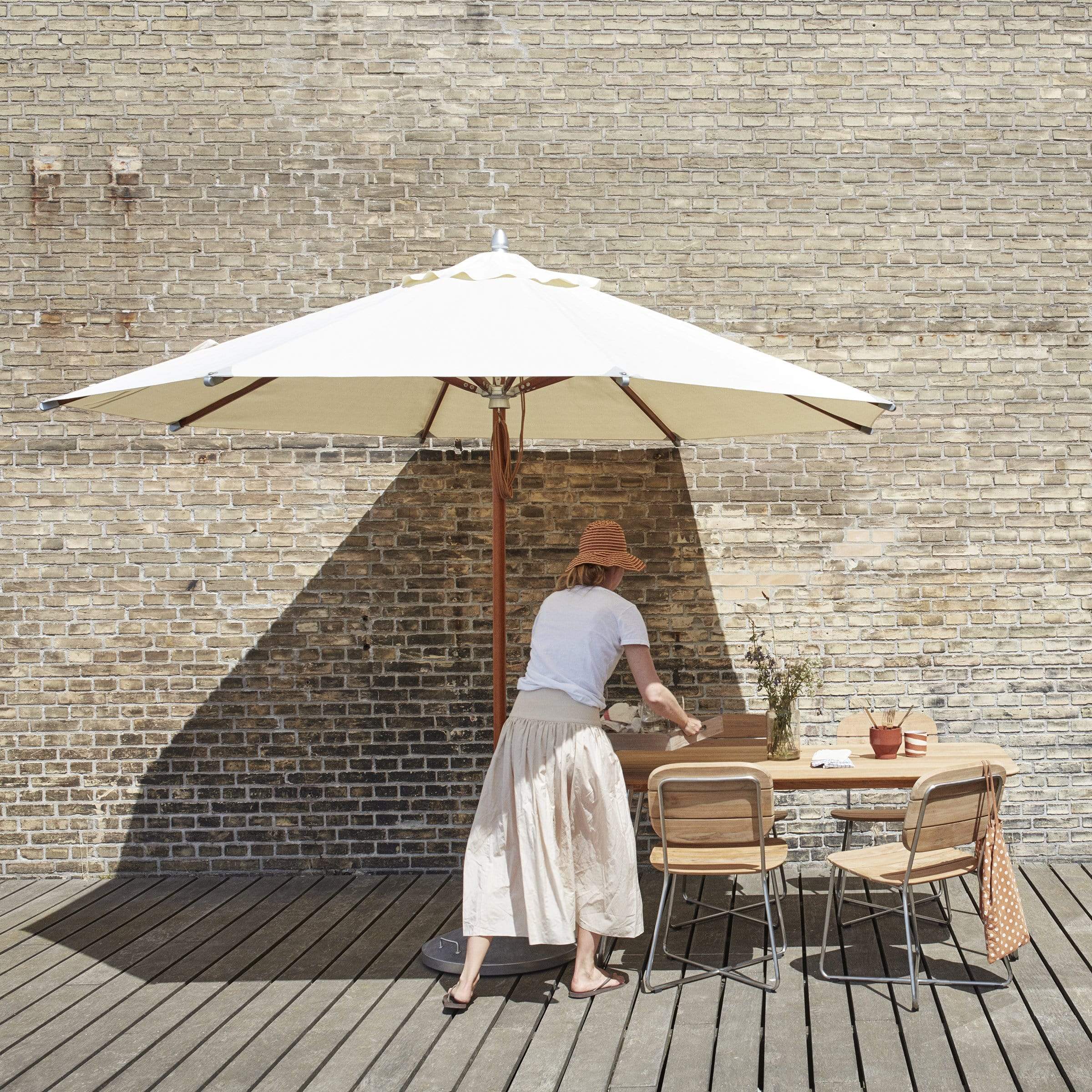 Skagerak Design Furniture Lilium Dining Table