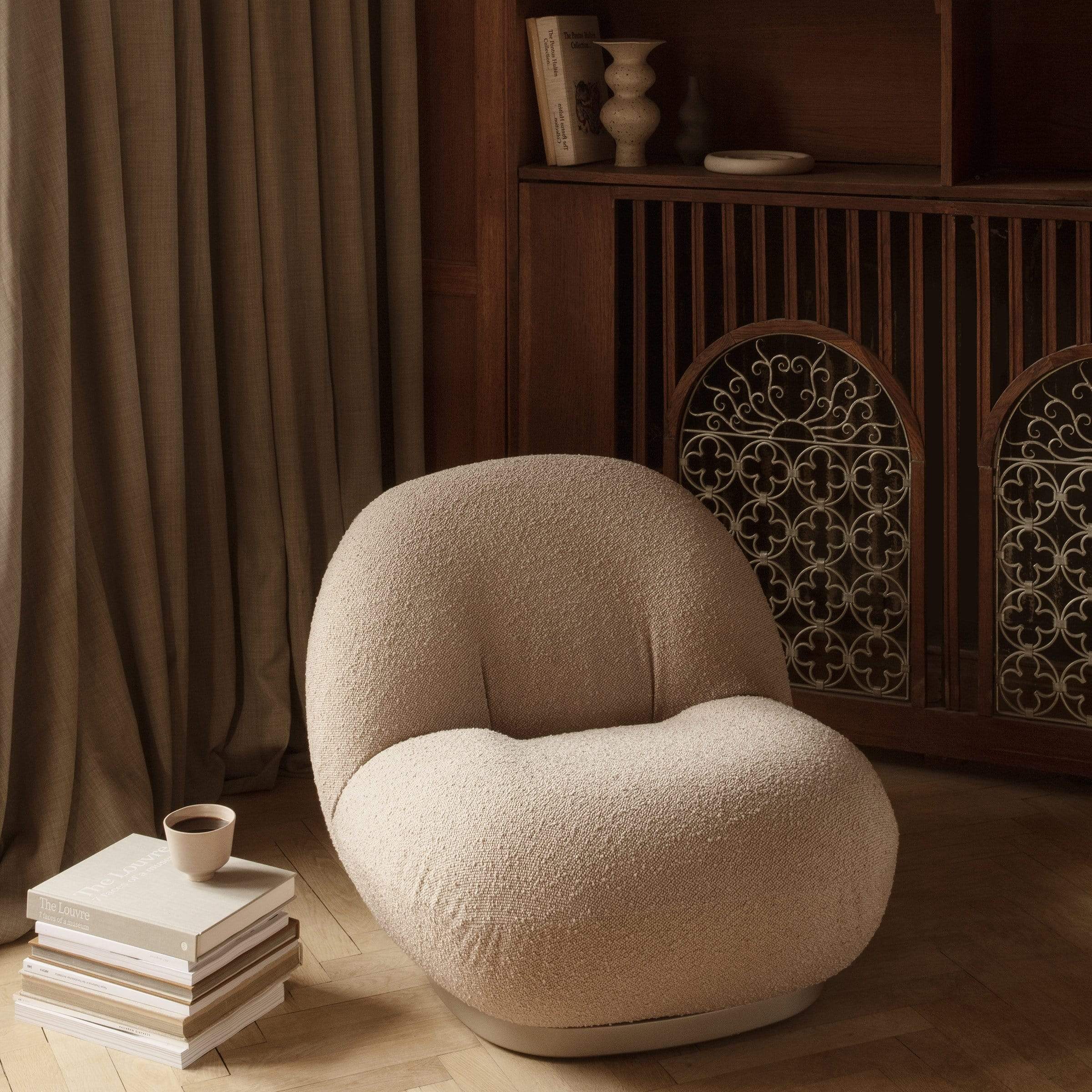 GUBI pacha lounge chair