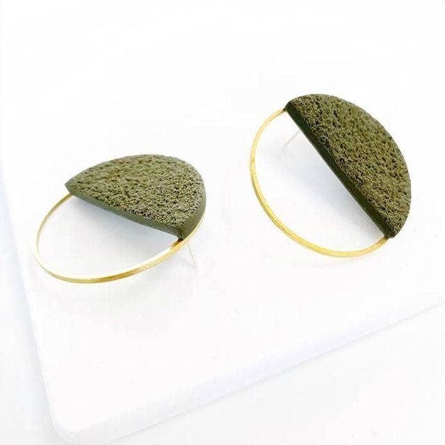 grassroots URBAN Polymer clay stud earrings.  CELESTE in down to earth