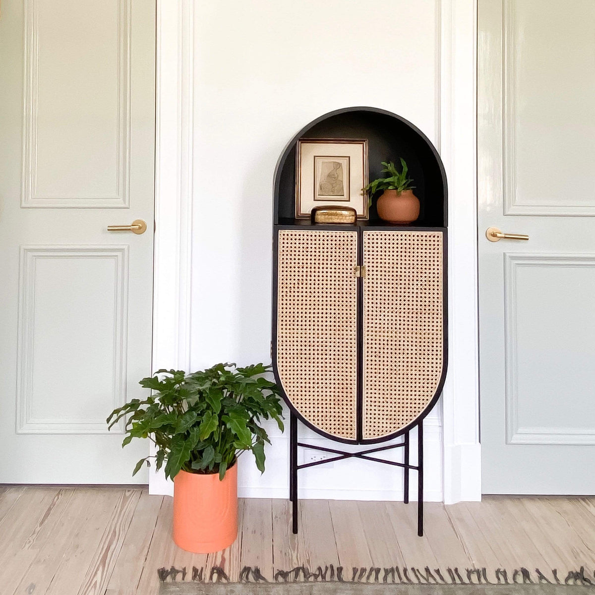 HK Living Furniture Retro Oval Cabinet - Black