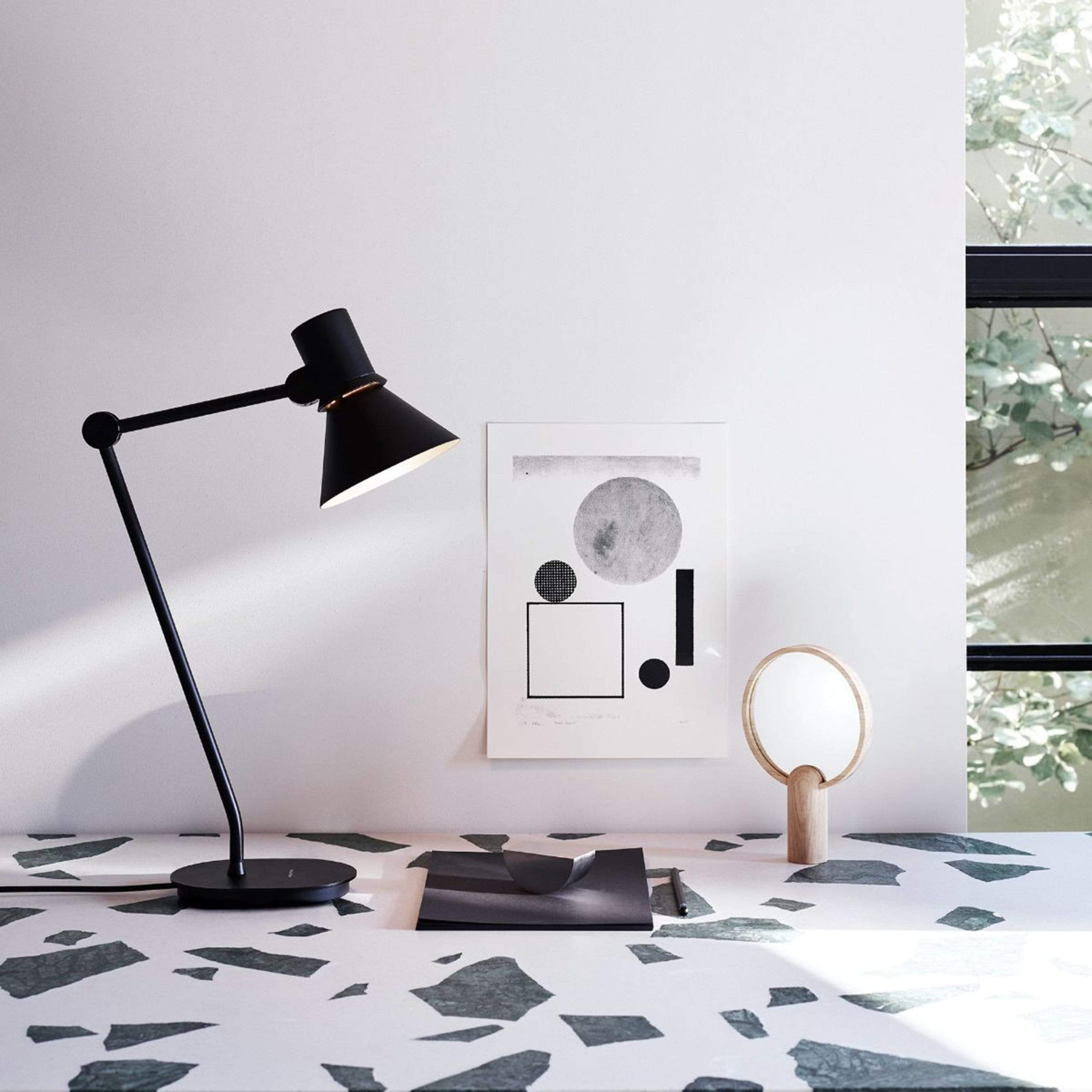 type 80 desk lamp